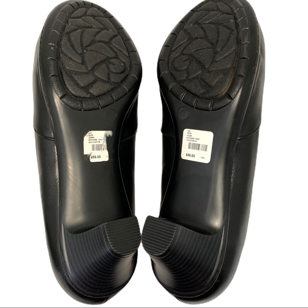 Catherines Black Slip On Loafer Heels- Size 12 W - Picture 11 of 13